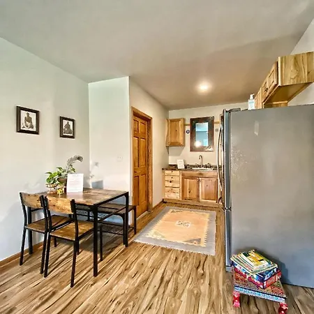 Giriraja Ashraya Apartment Moundsville Exterior photo